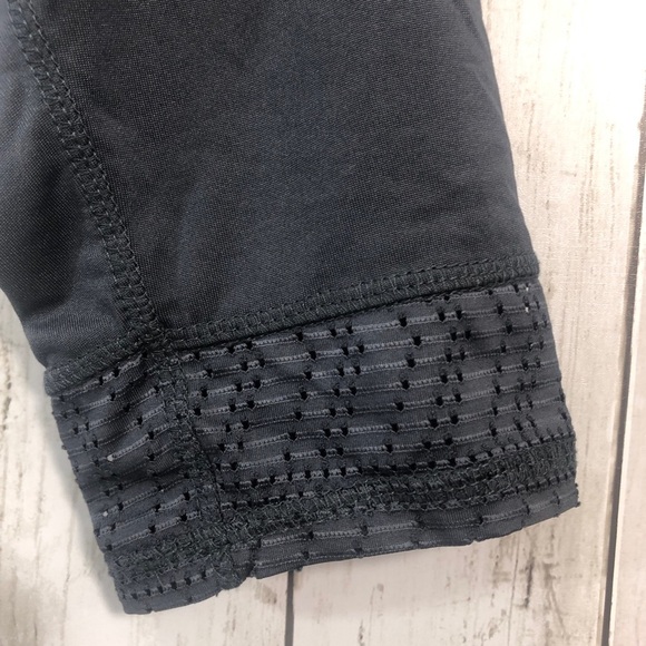 Adrienne Vittadini Sport Super Lightweight Mesh Capri Crop Leggings M - Picture 2 of 8